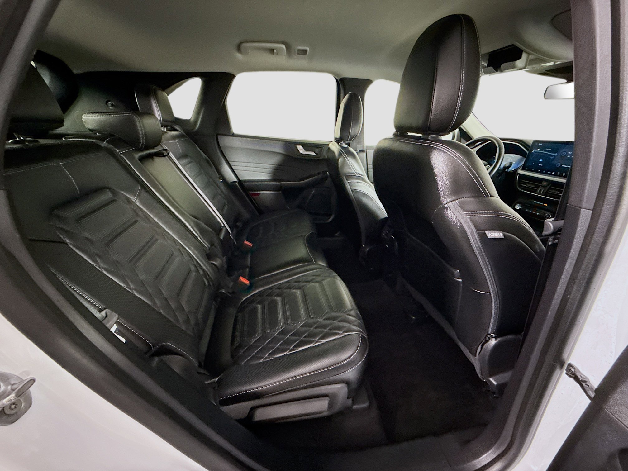 Used 2023 Ford Escape SE w/ PHEV Premium Package image 27