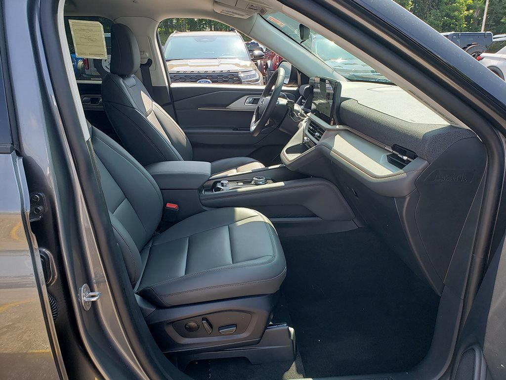 New 2026 Ford Explorer Active w/ Active Comfort Package AWD/4WD image 20