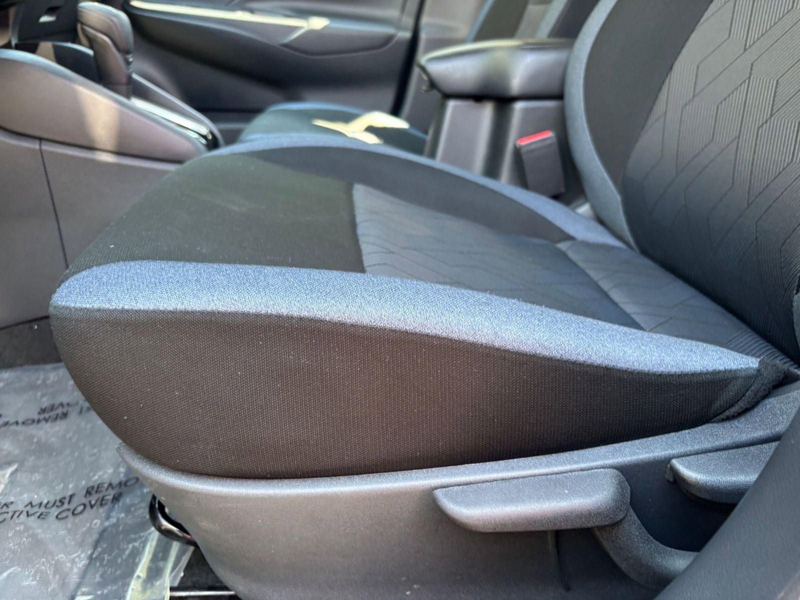 Used 2025 Nissan Versa SV FWD image 22