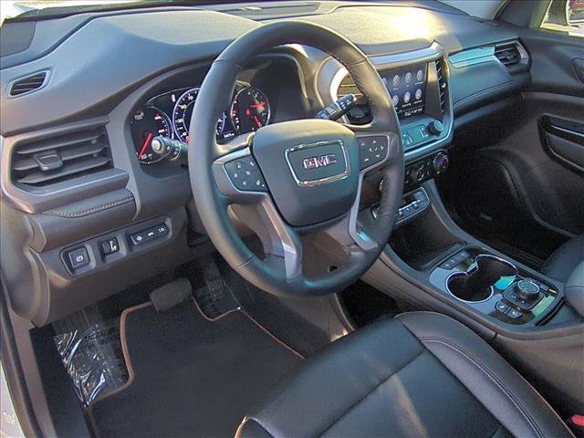Used 2023 GMC Acadia AT4 w/ Technology Package image 10