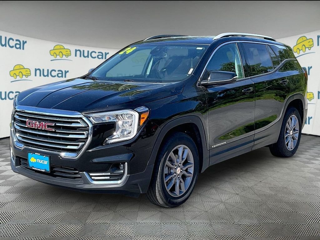 Used 2024 GMC Terrain SLT AWD/4WD image 3