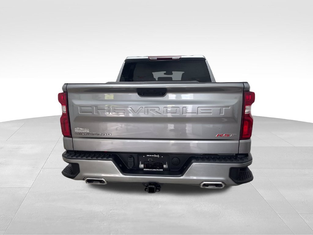 Used 2023 Chevrolet Silverado 1500 RST AWD/4WD image 4