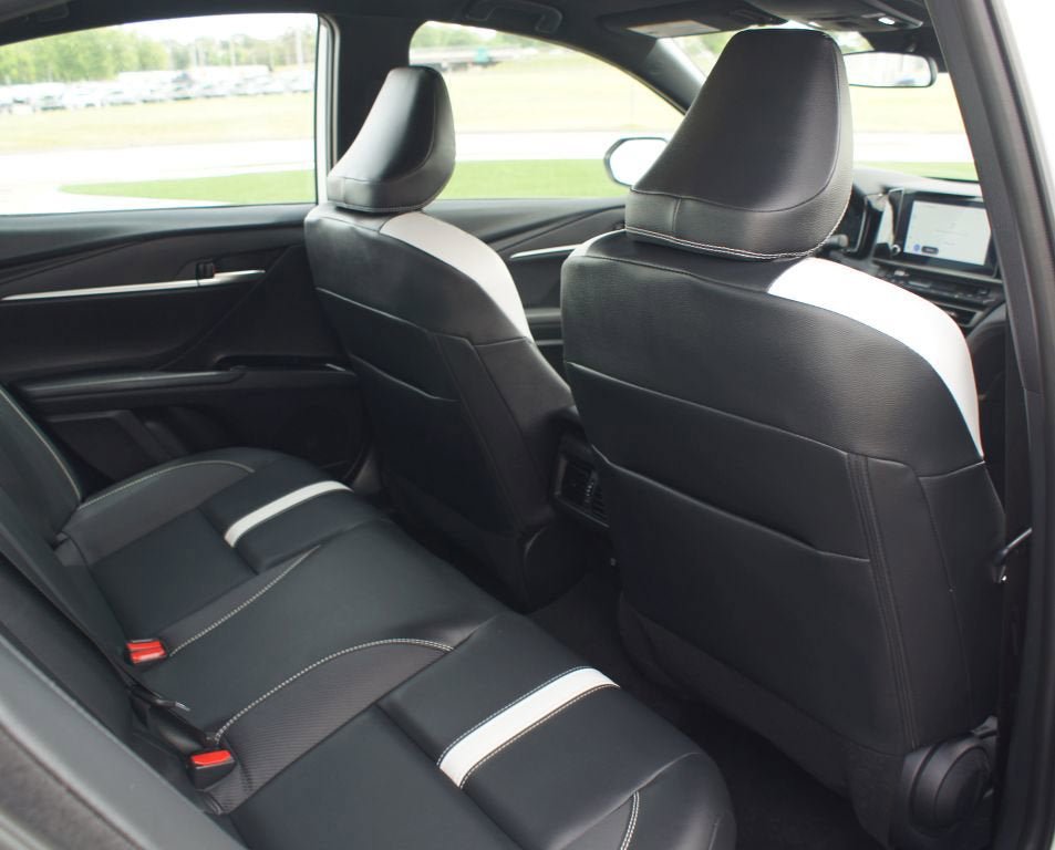 Used 2025 Toyota Camry SE FWD image 21
