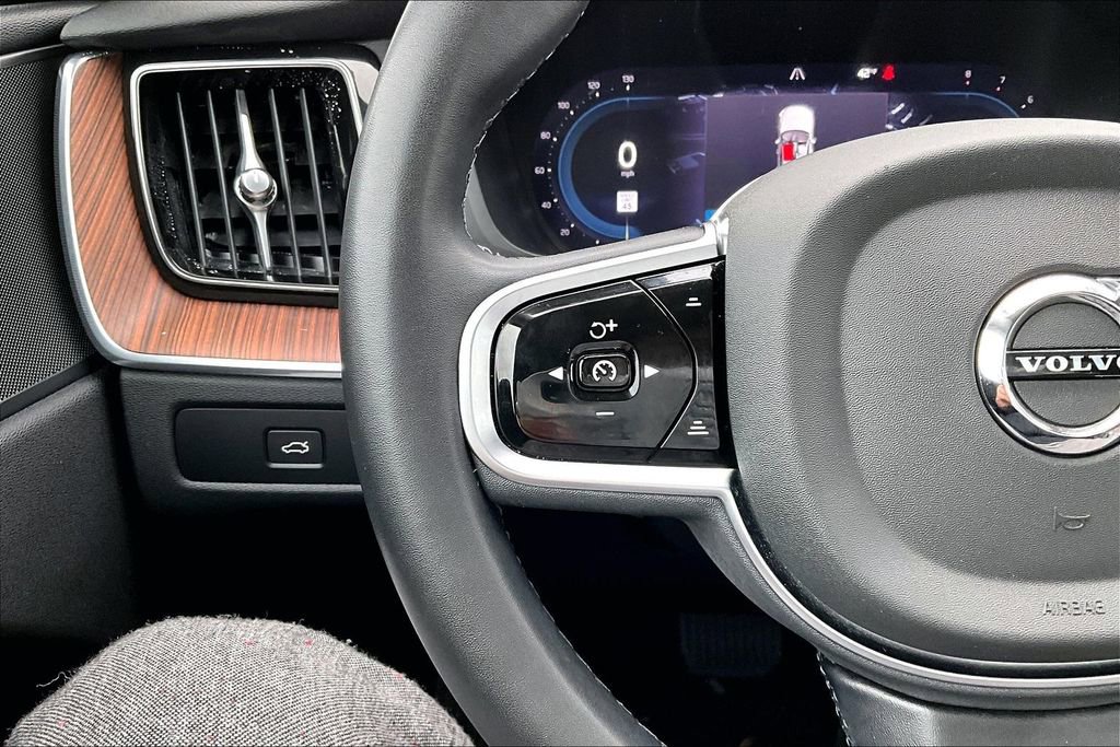 Certified 2024 Volvo XC60 B5 Plus w/ Climate Package image 11