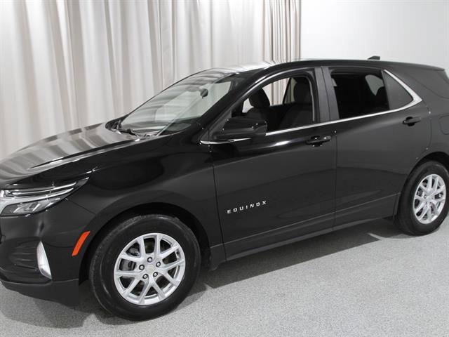 Used 2024 Chevrolet Equinox LT image 3