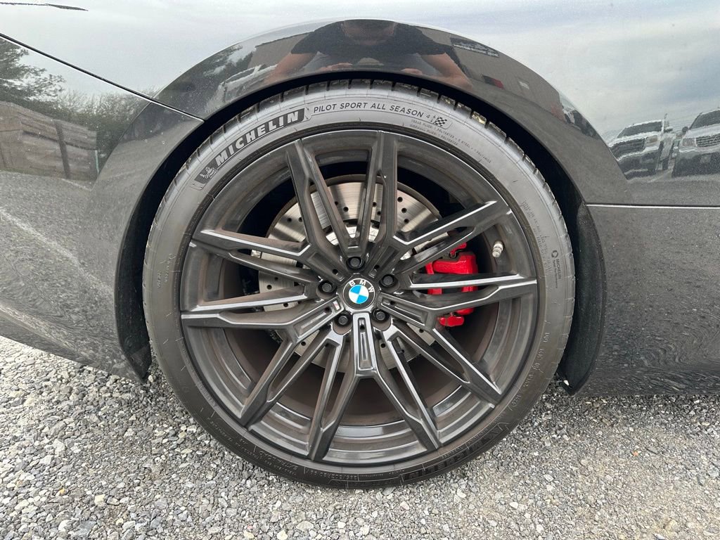 Used 2024 BMW M2 w/ Lighting Package image 11