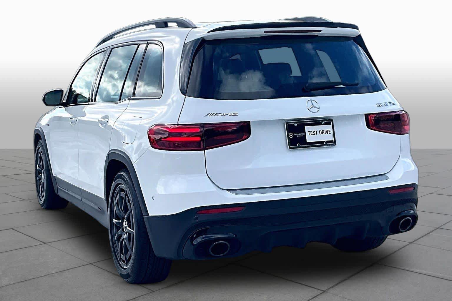 Used 2026 Mercedes-Benz GLB 35 AMG 4MATIC image 12