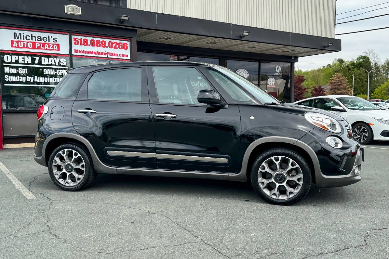 Used 2017 FIAT 500L Trekking w/ Popular Equipment Package FWD image 3