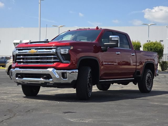 Used 2025 Chevrolet Silverado 2500 LTZ w/ LTZ Premium Package AWD/4WD image 18