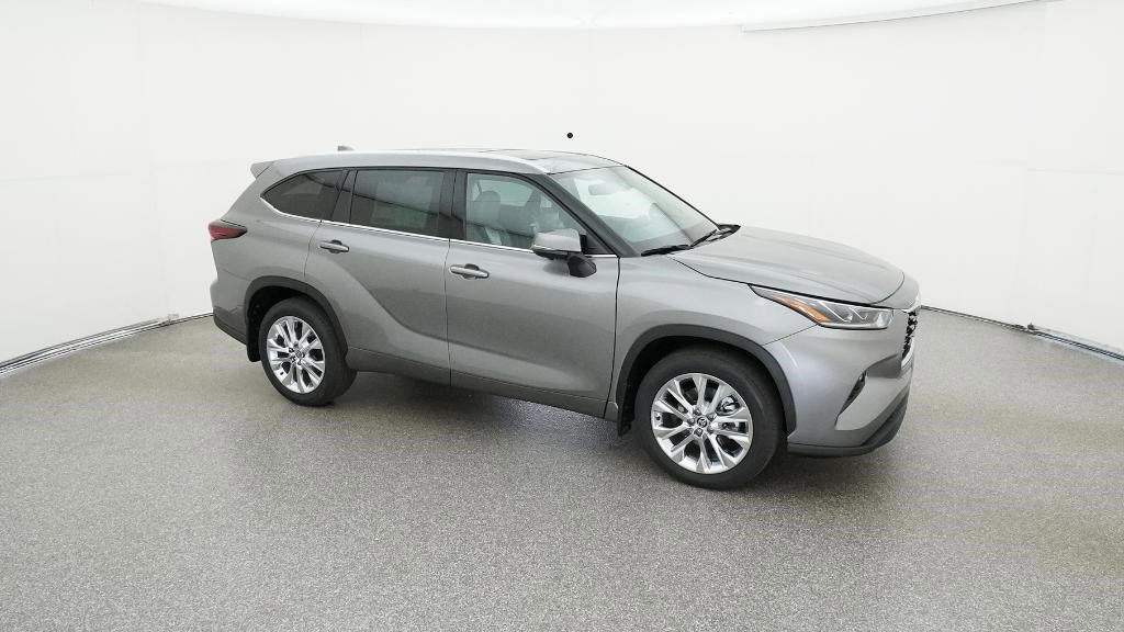 New 2025 Toyota Highlander Limited image 27