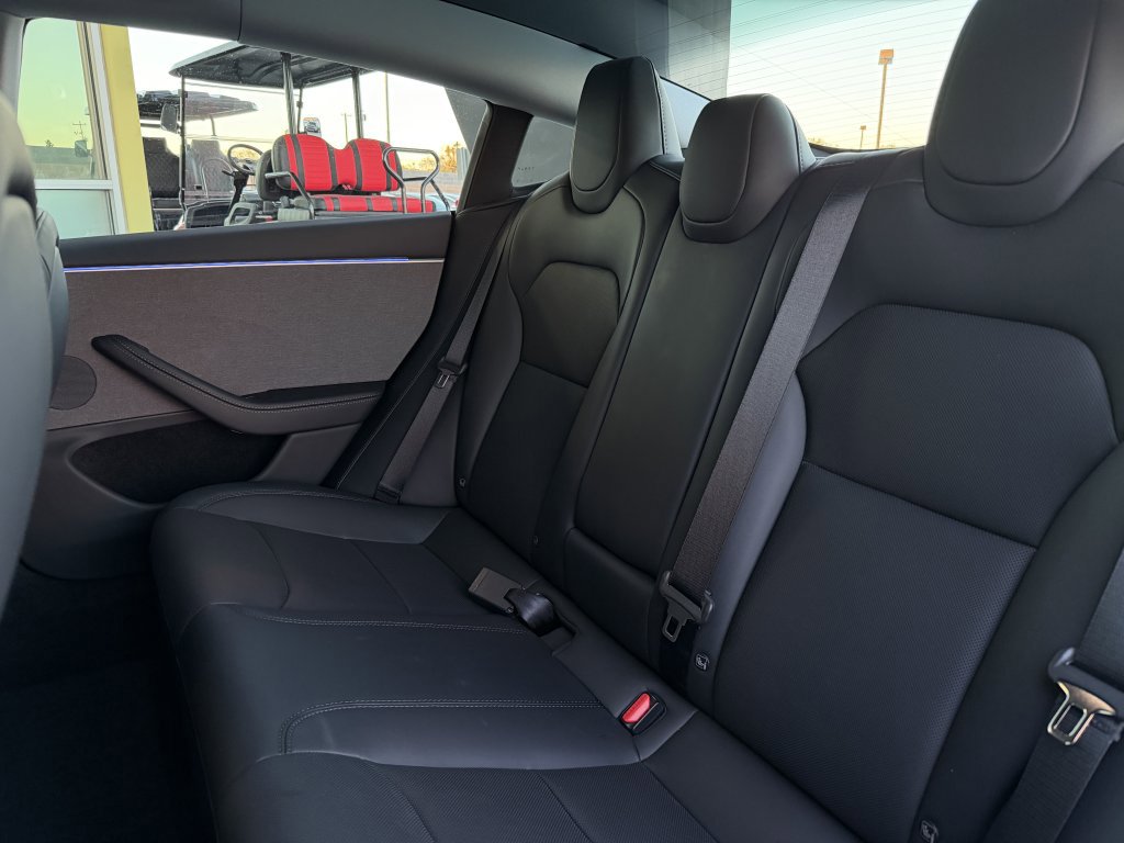 Used 2025 Tesla Model 3 image 41