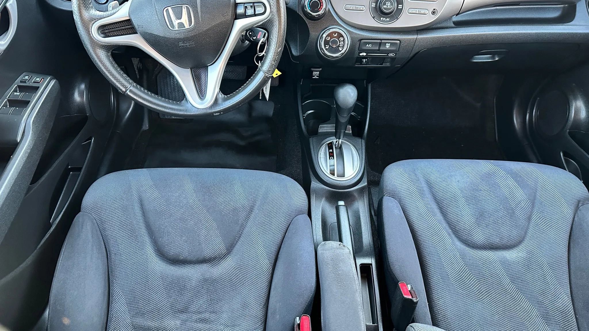 Used 2010 Honda Fit Sport image 9