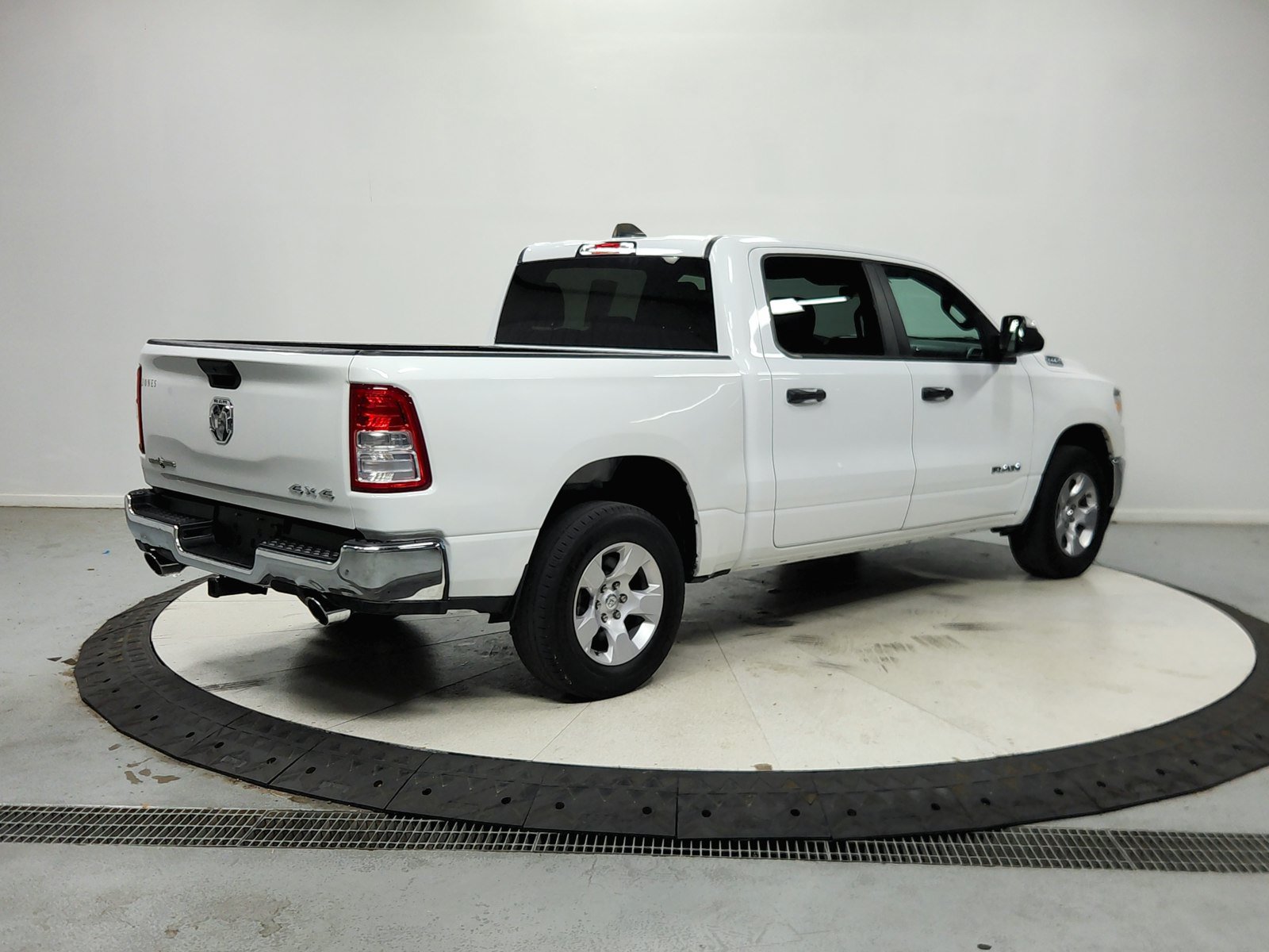 Used 2023 RAM 1500 Lone Star w/ Trailer Tow Group AWD/4WD image 8