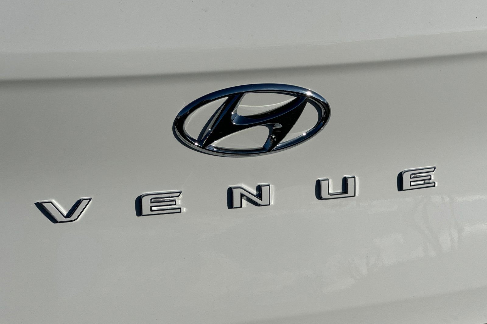 Used 2026 Hyundai Venue SEL image 29