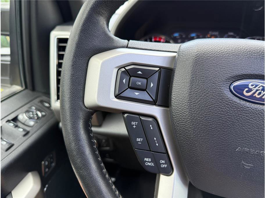 Used 2019 Ford F250 Lariat w/ Lariat Ultimate Package image 27