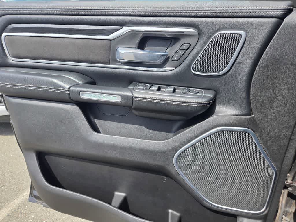 Used 2023 RAM 1500 Laramie AWD/4WD image 19