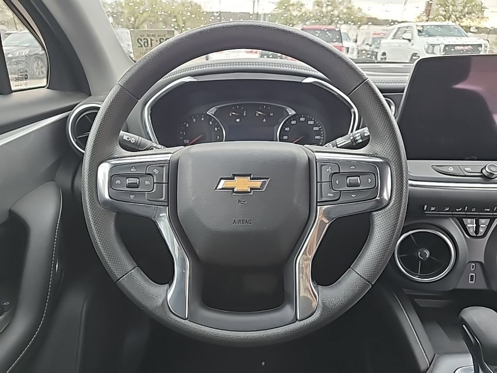 Used 2024 Chevrolet Blazer LT w/ Convenience Package image 5