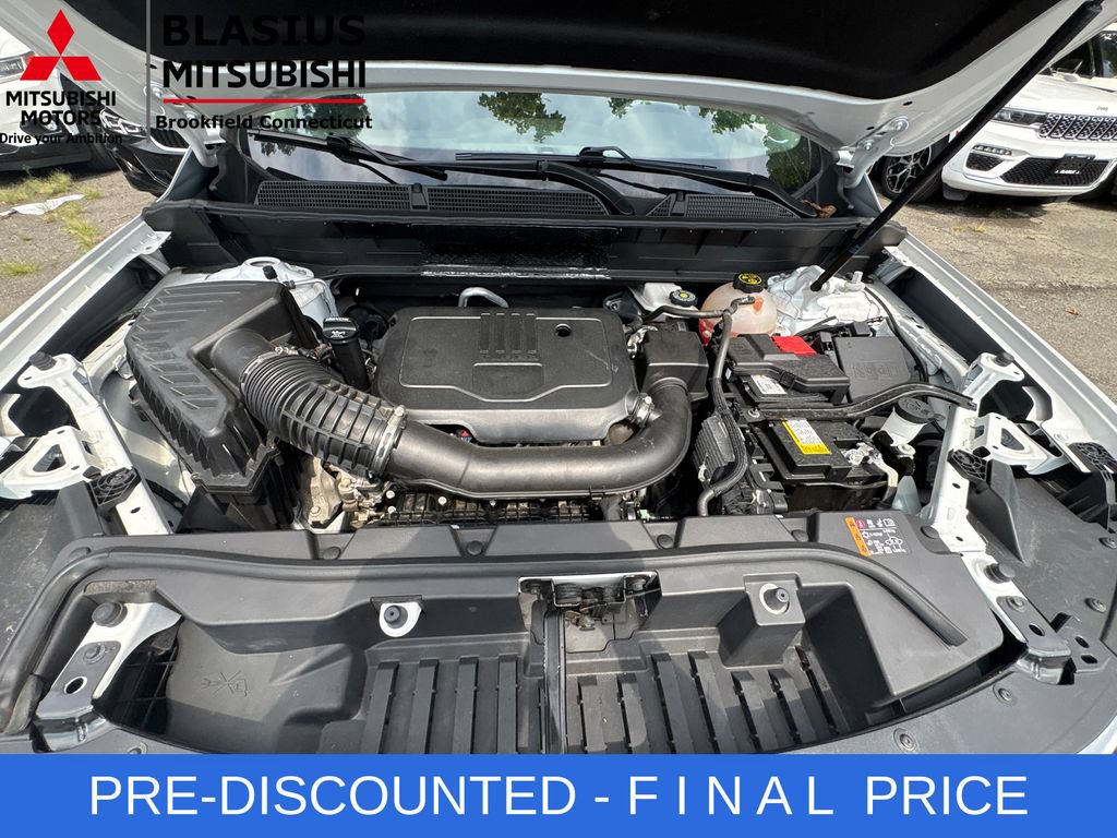 Used 2023 GMC Acadia SLE w/ Driver Convenience Package AWD/4WD image 61
