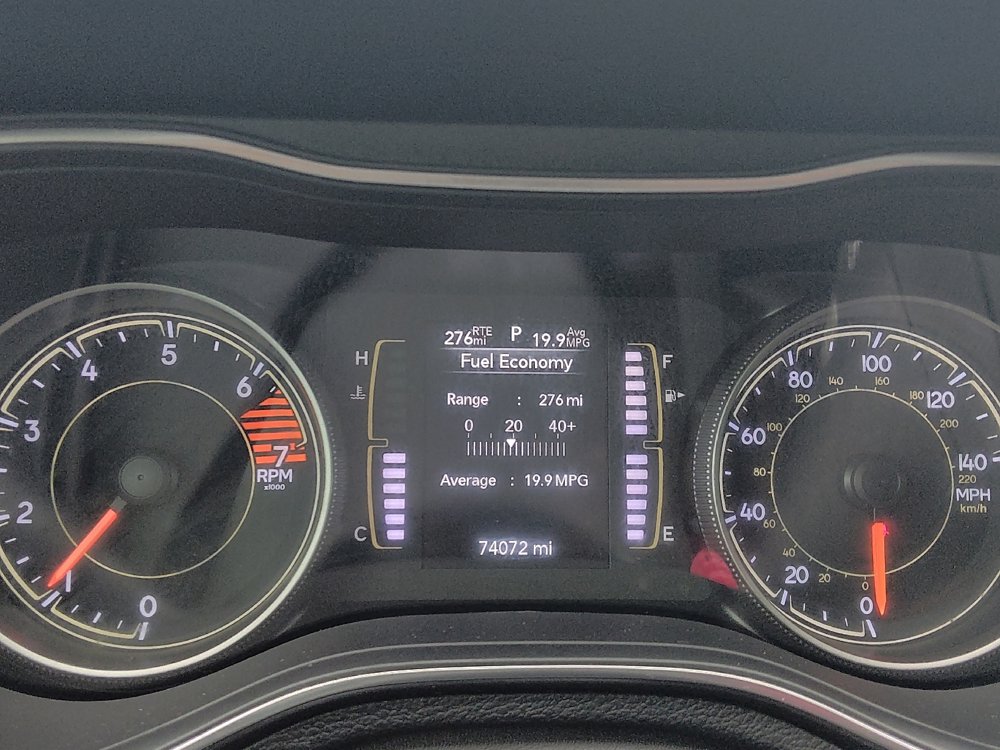 Used 2020 Jeep Cherokee Latitude Plus w/ Cold Weather Group image 23