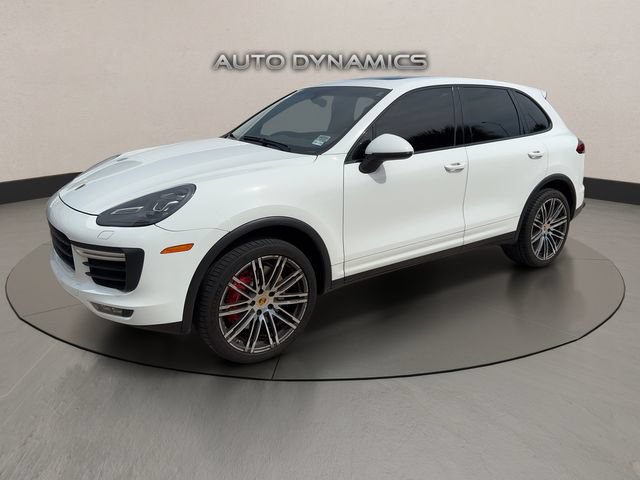 Used 2015 Porsche Cayenne Turbo AWD/4WD image 2