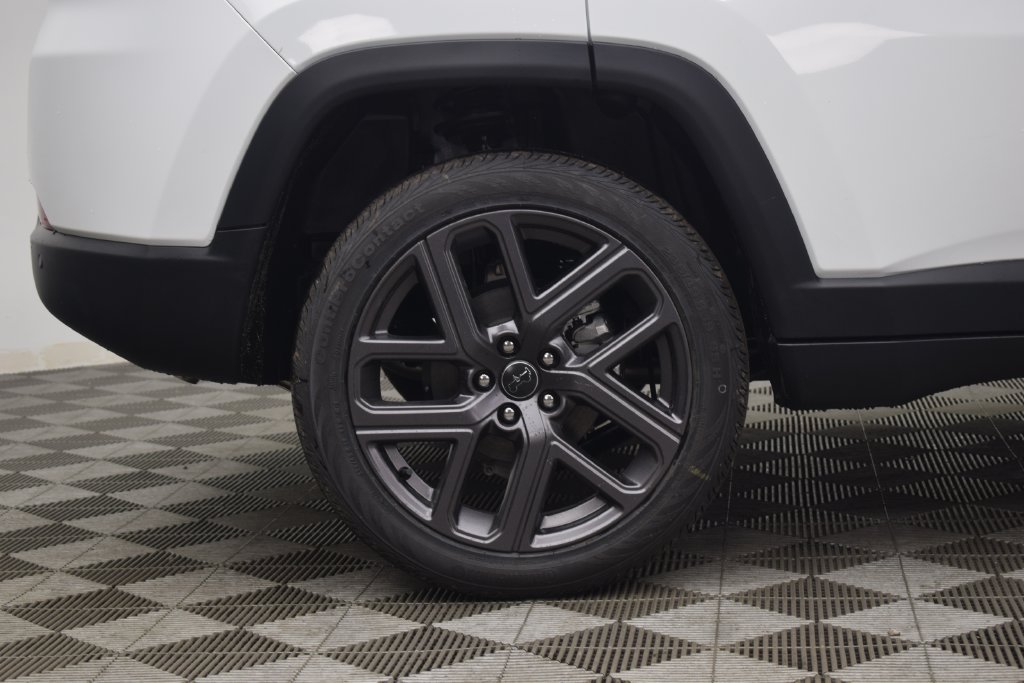 New 2026 Jeep Compass Limited AWD/4WD image 8