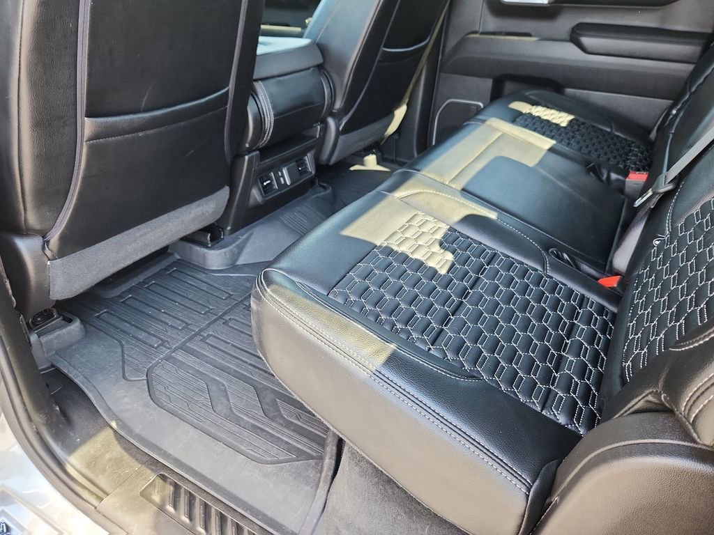 Used 2024 GMC Sierra 1500 Elevation AWD/4WD image 9