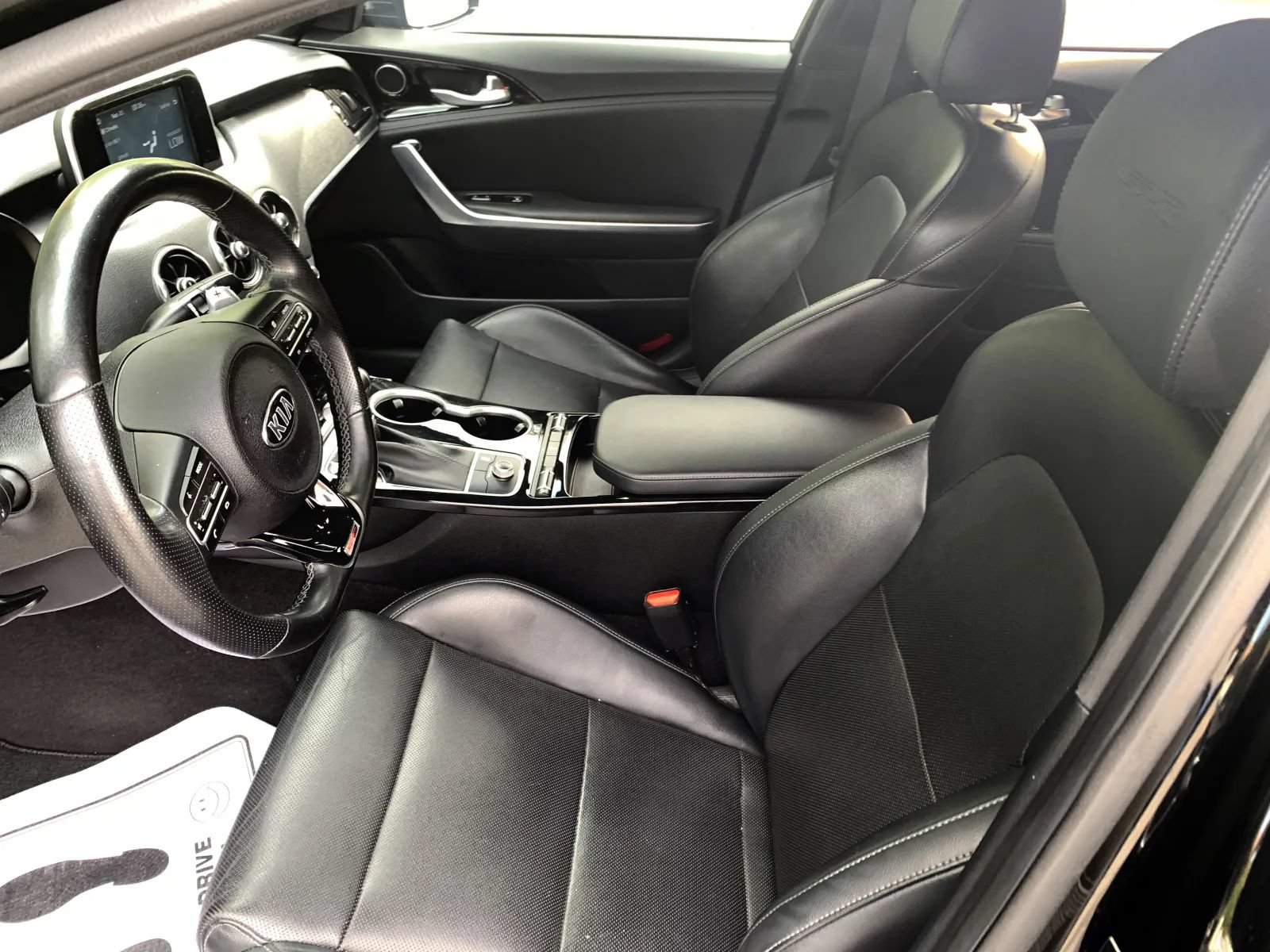 Used 2020 Kia Stinger GT-Line RWD image 25