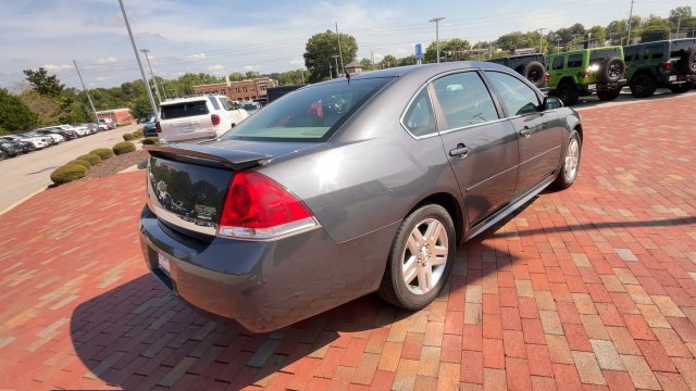 Used 2010 Chevrolet Impala LT w/ Luxury Edition Package FWD image 9