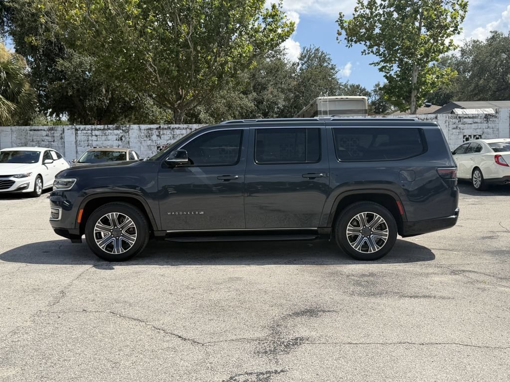 Used 2024 Jeep Wagoneer L 2WD w/ Premium Group I image 7