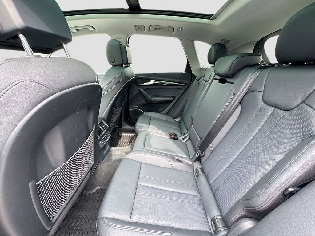 Used 2018 Audi Q5 Prestige w/ Prestige Package image 26