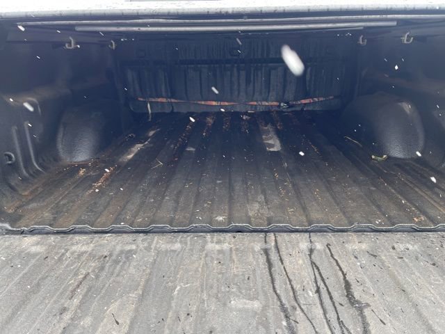 Used 2011 GMC Sierra 1500 SLE w/ Power Tech Package image 9