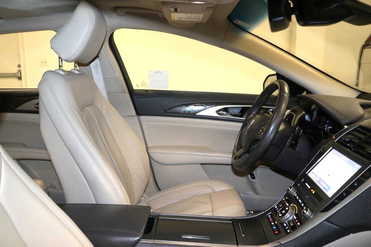 Used 2020 Lincoln MKZ Reserve w/ Elements Package image 82