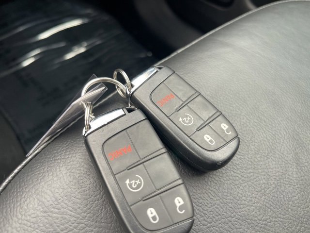 Used 2022 Jeep Compass Limited image 7