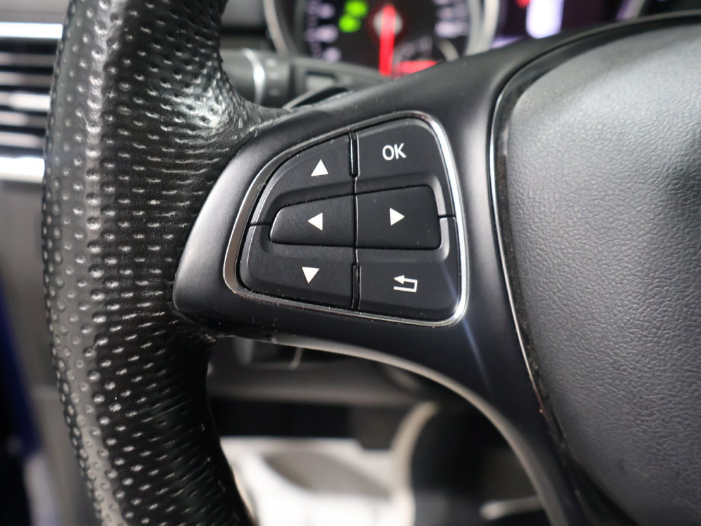 Used 2018 Mercedes-Benz GLE 350 4MATIC image 36