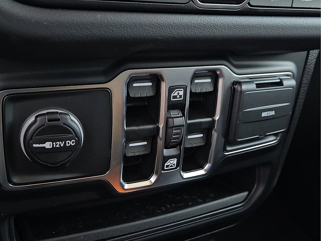 New 2026 Jeep Wrangler Sahara image 16