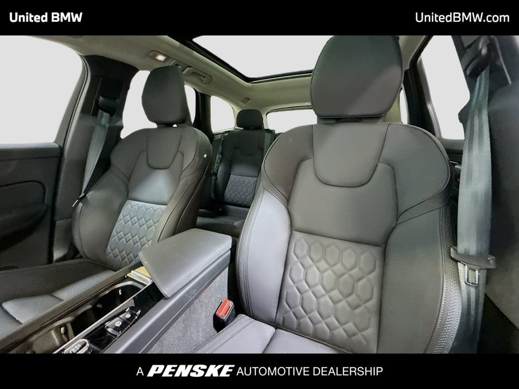 Used 2026 Volvo XC60 B5 Plus w/ Protection Package Premier AWD/4WD image 5