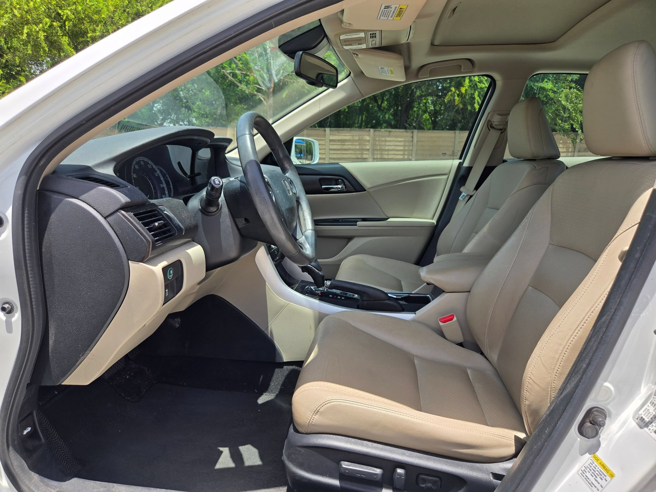 Used 2014 Honda Accord EX-L image 9