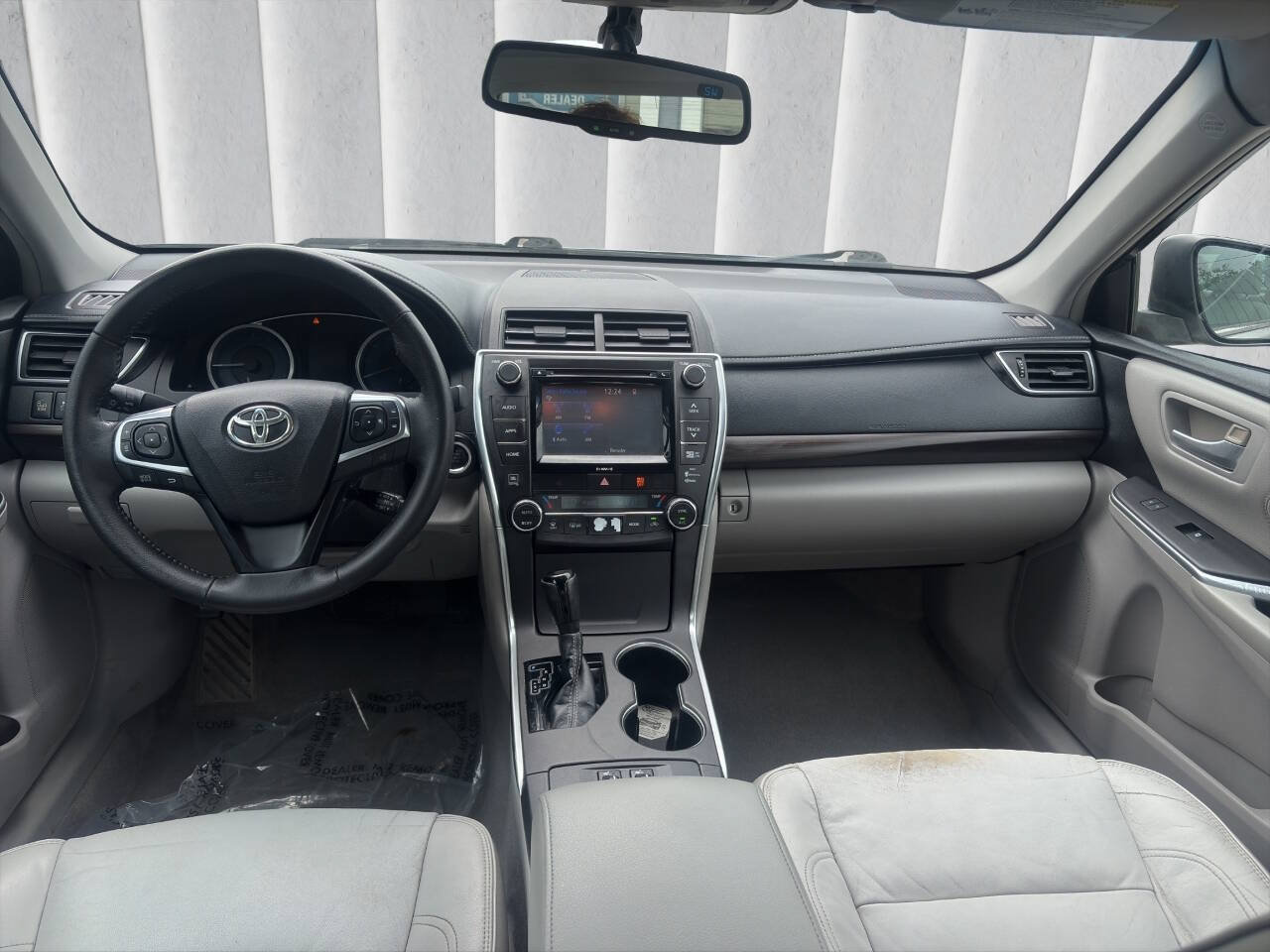 Used 2016 Toyota Camry XLE FWD image 15