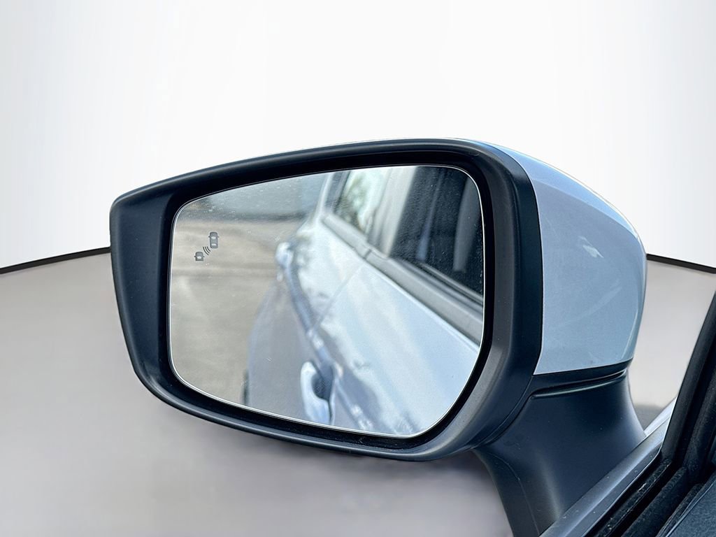 Used 2024 Nissan Versa SV w/ Trunk Package image 23