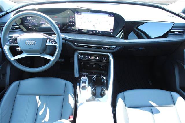 Certified 2025 Audi Q5 Premium w/ Convenience Package AWD/4WD image 17