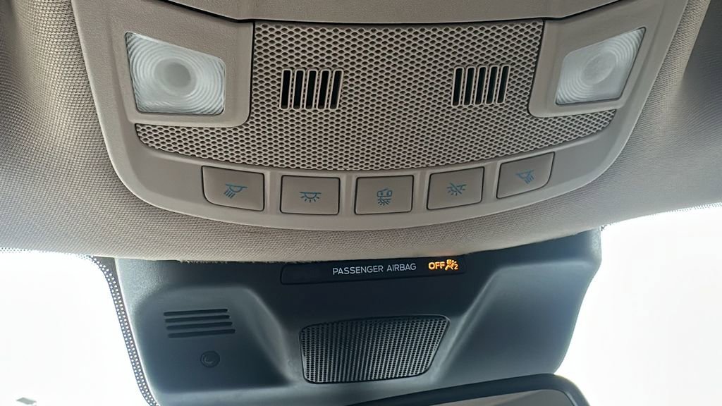 Used 2024 Ford Expedition XLT image 24