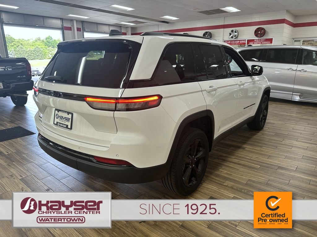 Certified 2023 Jeep Grand Cherokee Altitude AWD/4WD image 5