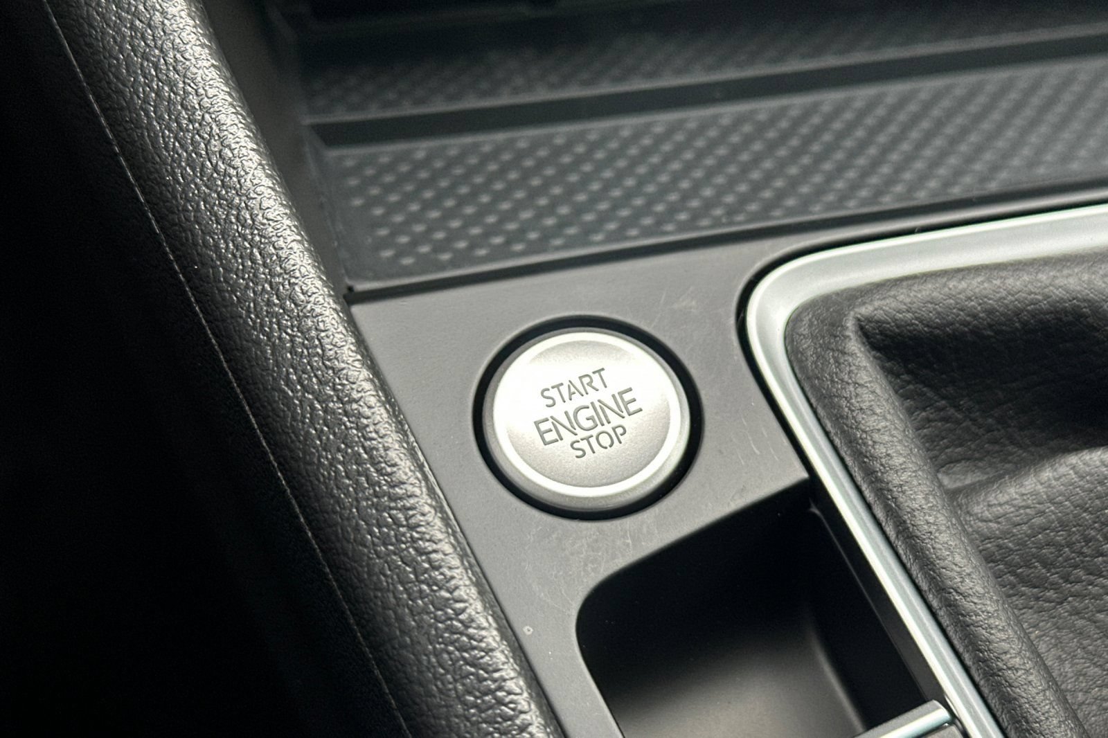 New 2026 Volkswagen Jetta GLI Autobahn FWD image 19