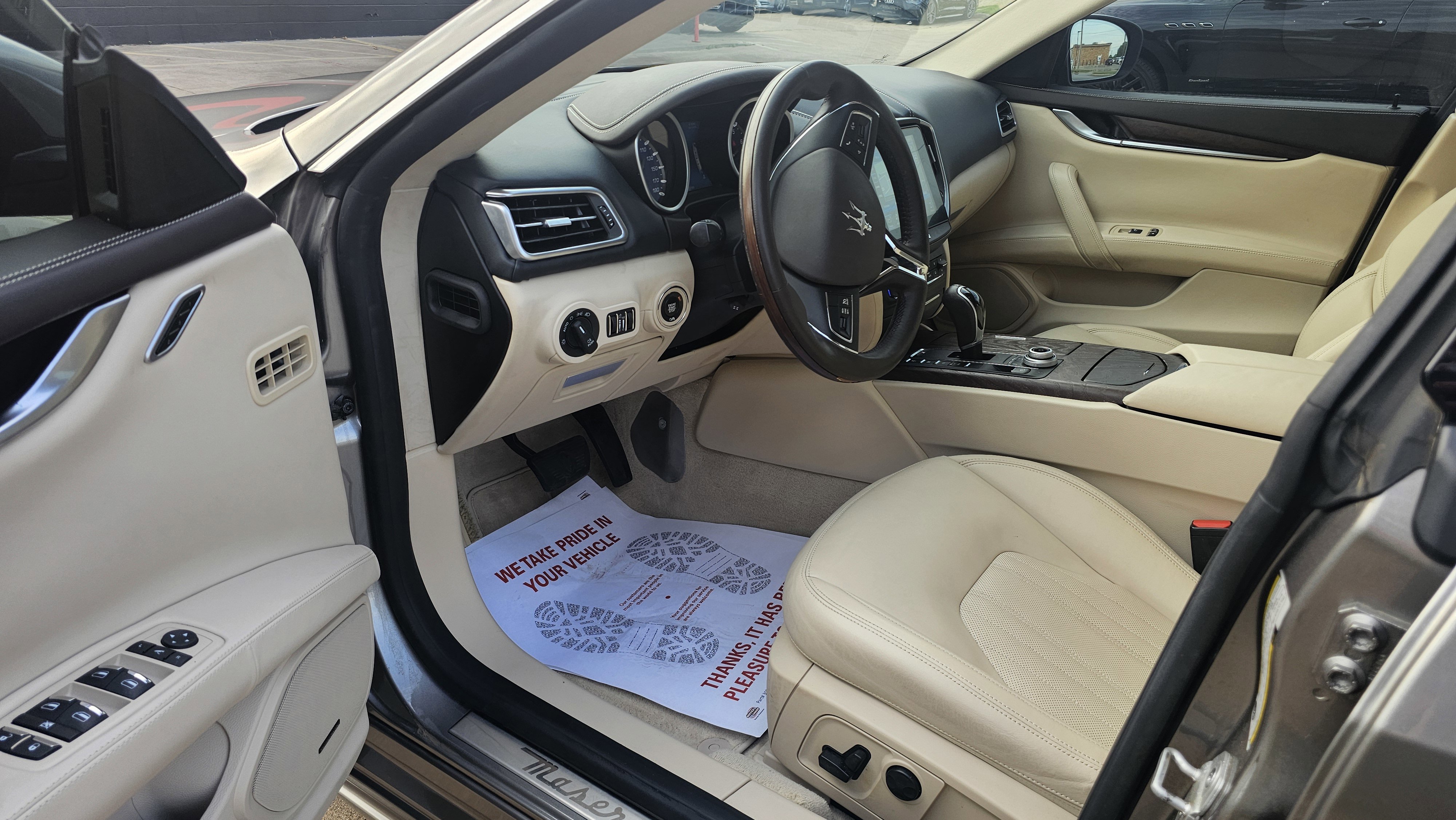 Used 2018 Maserati Ghibli GranLusso image 25