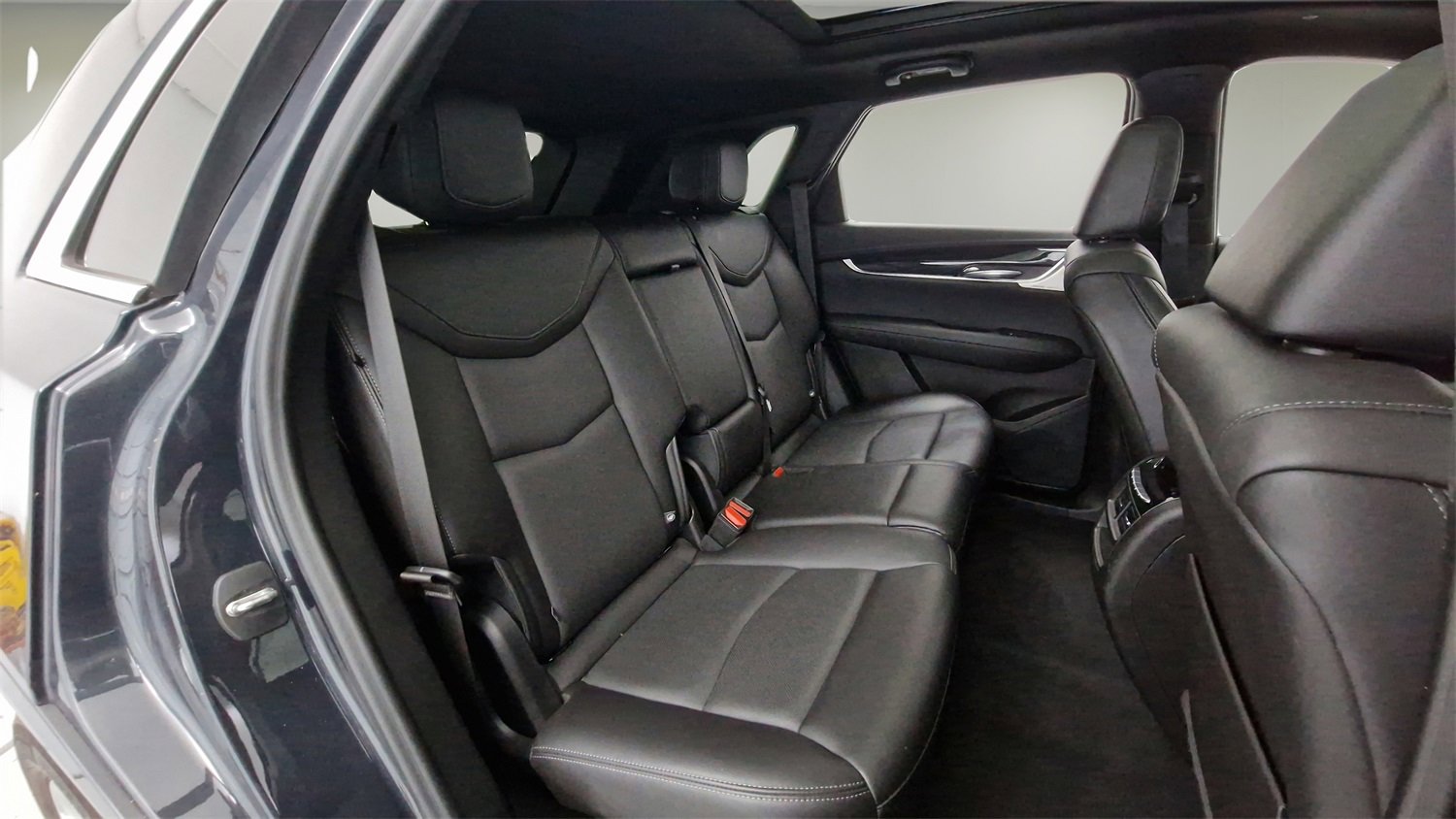 Used 2022 Cadillac XT5 Premium Luxury w/ Technology Package image 26