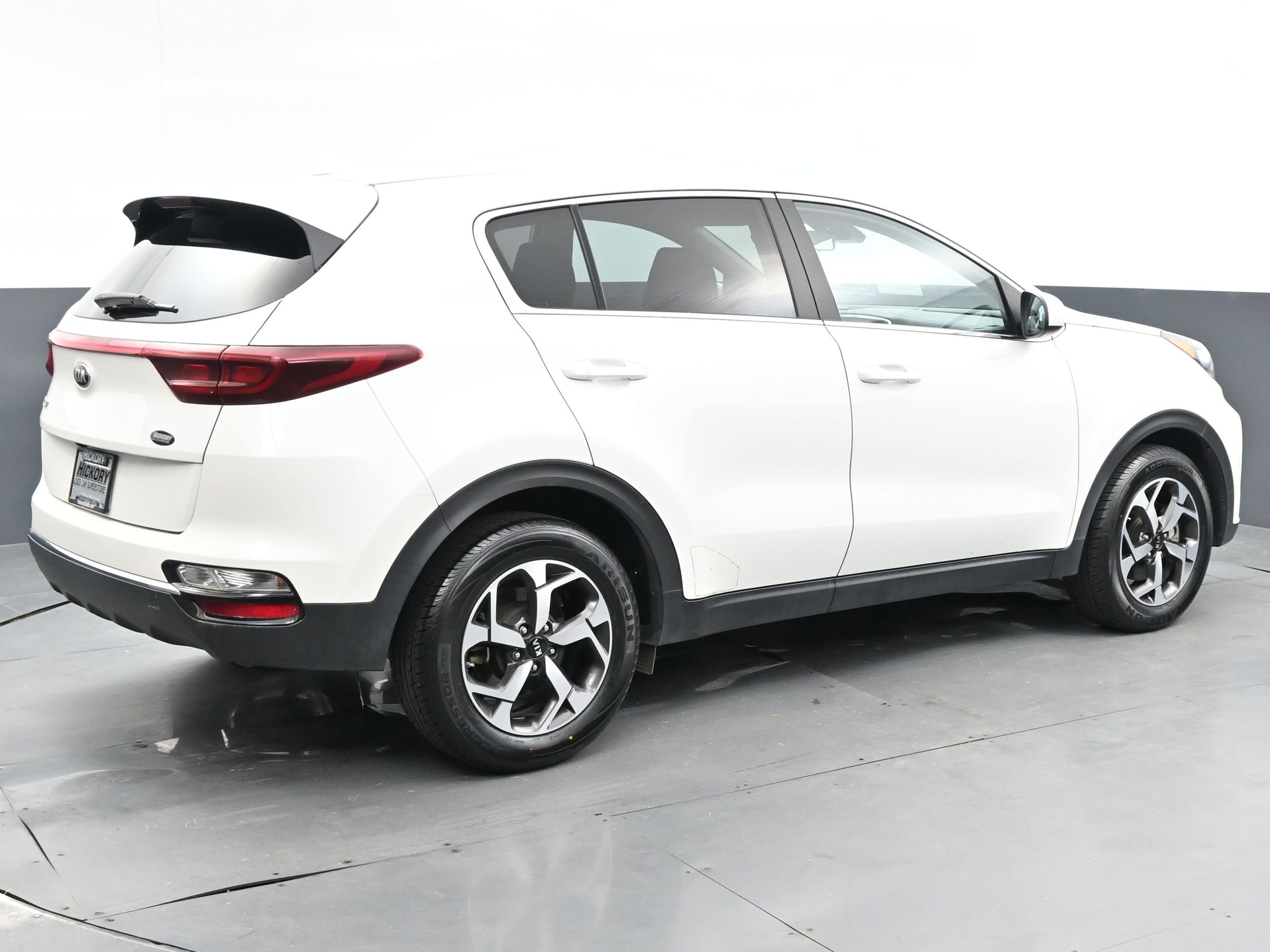 Used 2021 Kia Sportage LX image 7