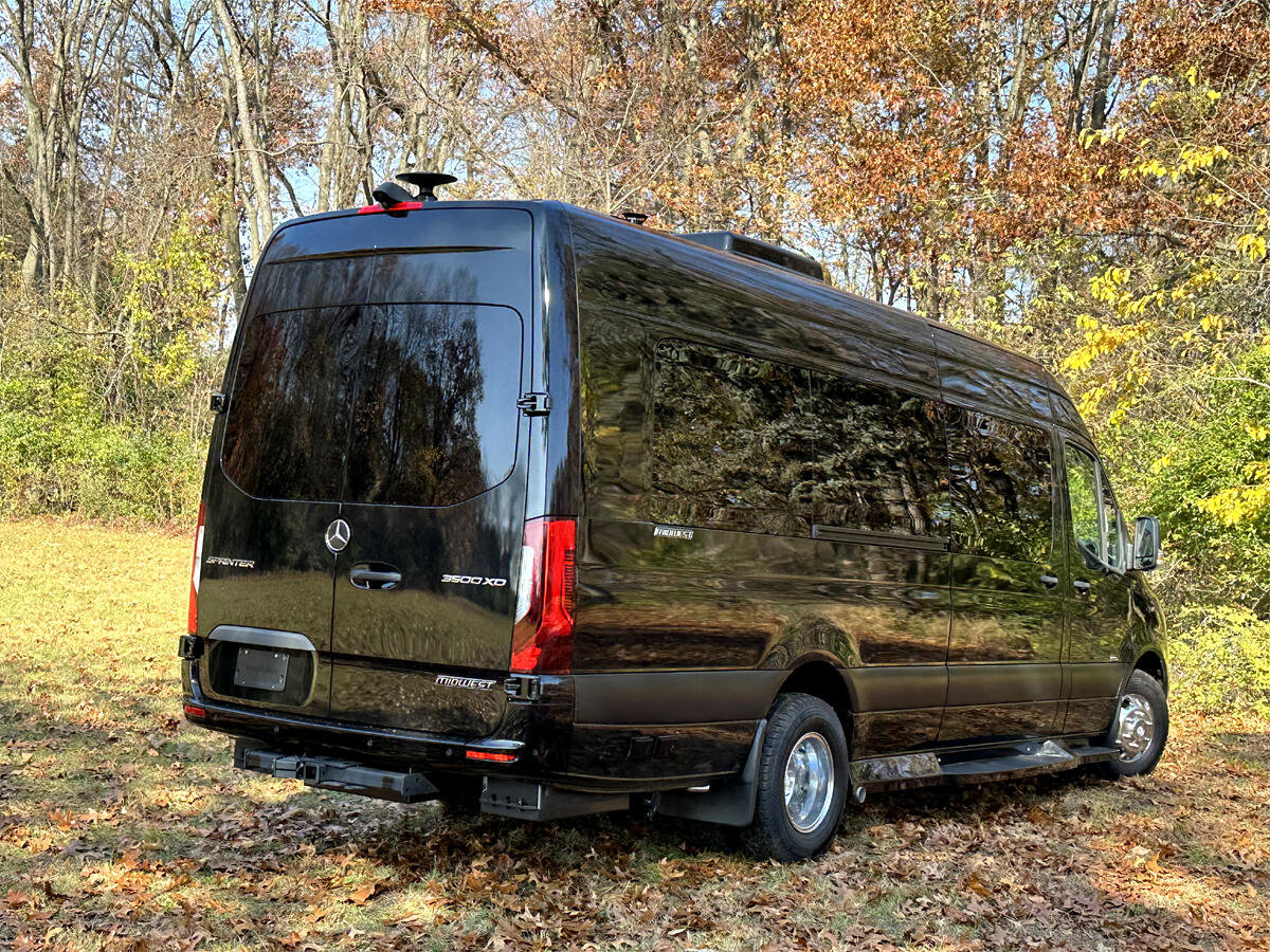 Used 2024 Mercedes-Benz Sprinter 3500 image 37