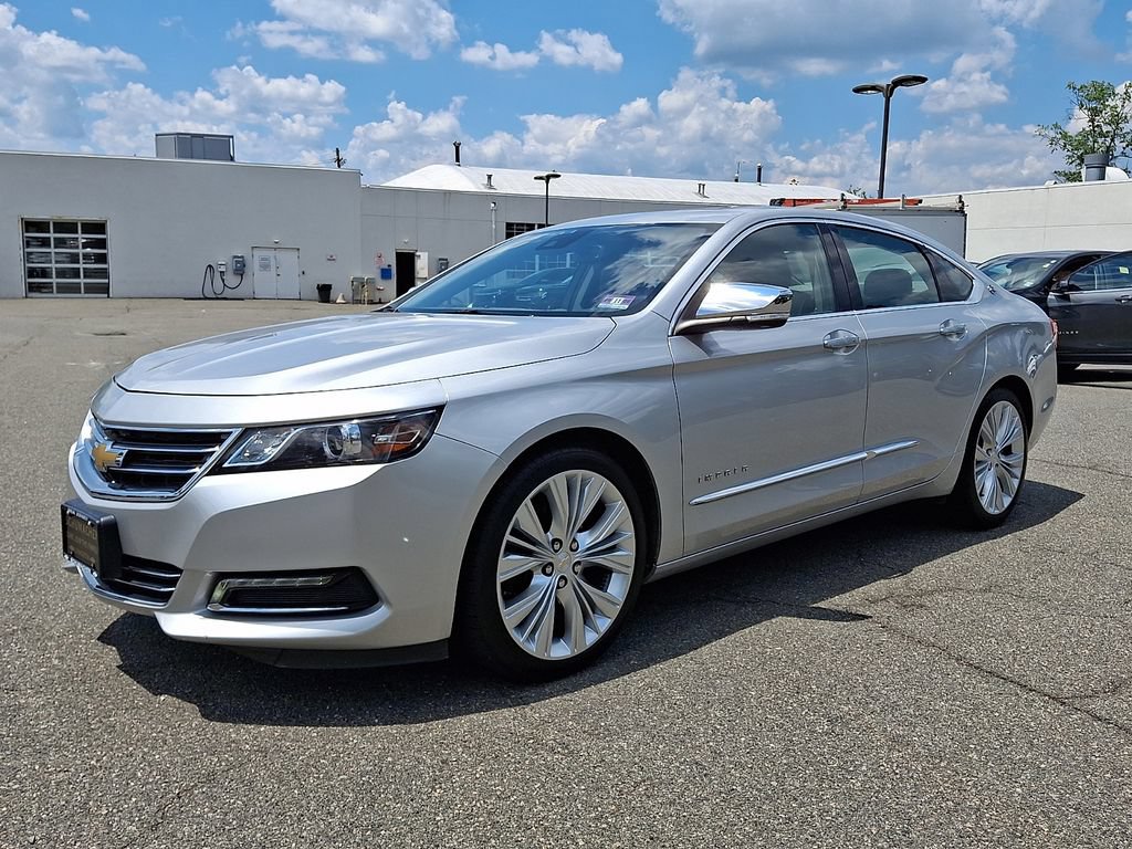 Used 2015 Chevrolet Impala LTZ FWD image 3