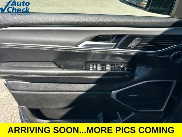 Certified 2024 Jeep Wagoneer Series II AWD/4WD image 34
