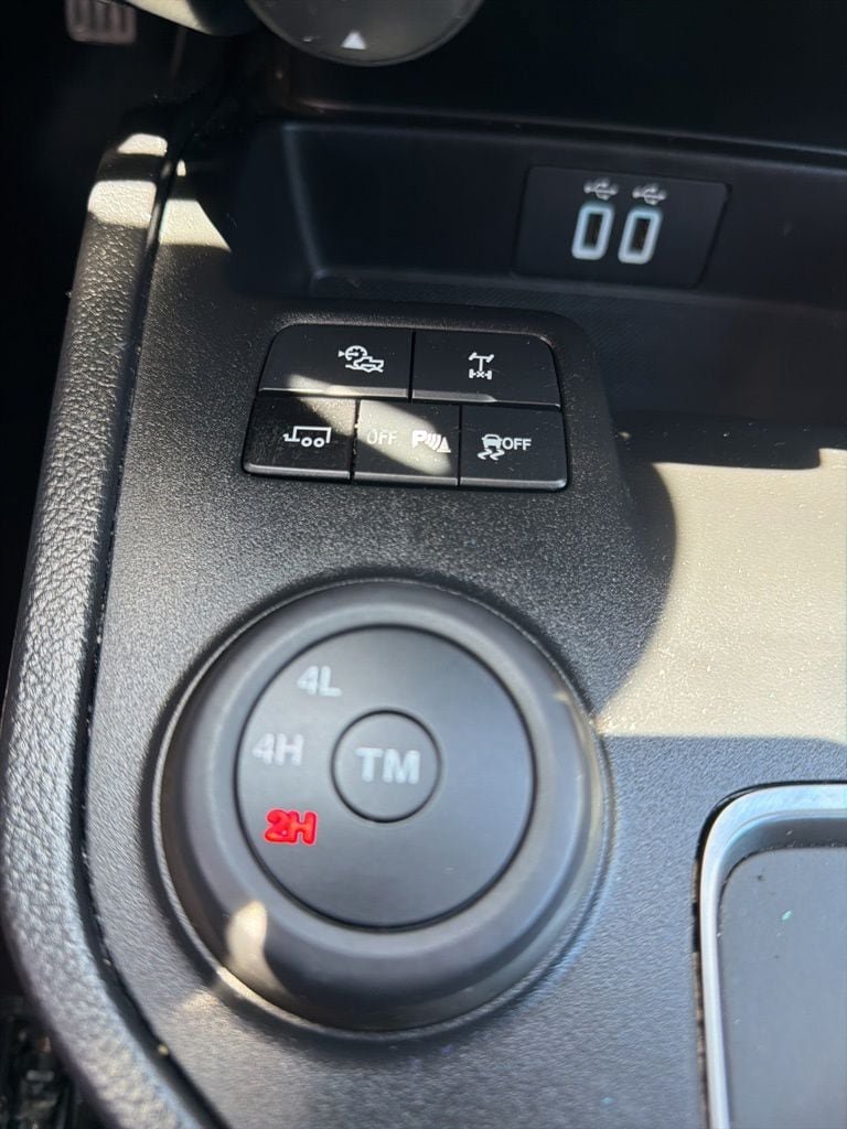 Used 2023 Ford Ranger XLT w/ Equipment Group 302A High AWD/4WD image 16